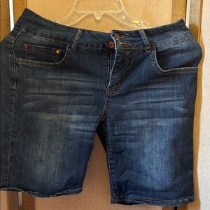 !it jeans Dark Blue Women's Jean Shorts 6